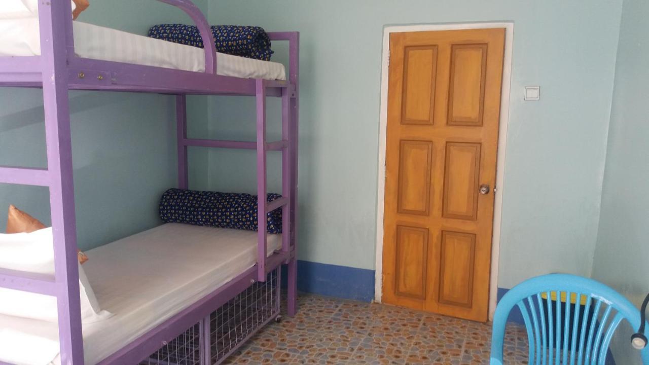 Hostel Roma Inn Кало Екстер'єр фото