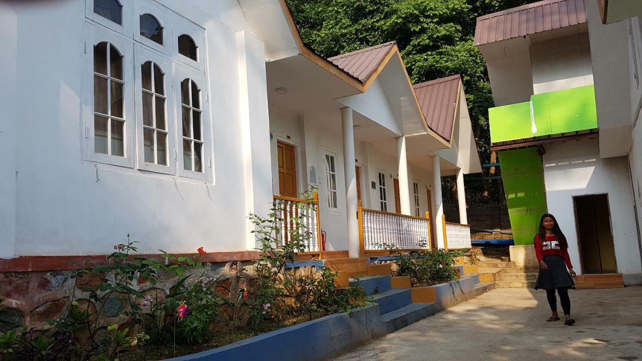 Hostel Roma Inn Кало Екстер'єр фото
